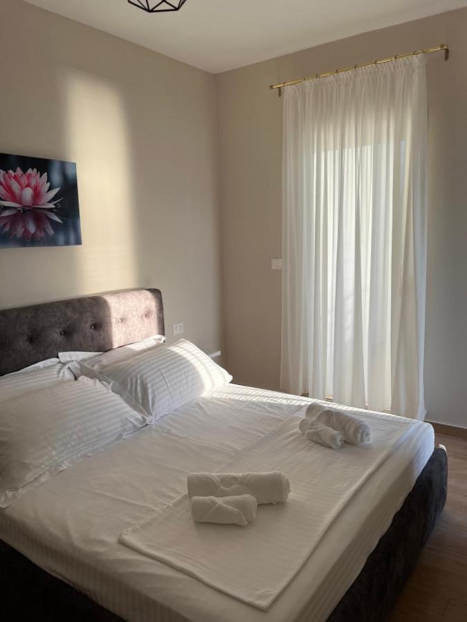 Lotus Apartments Vlore Ngoại thất bức ảnh