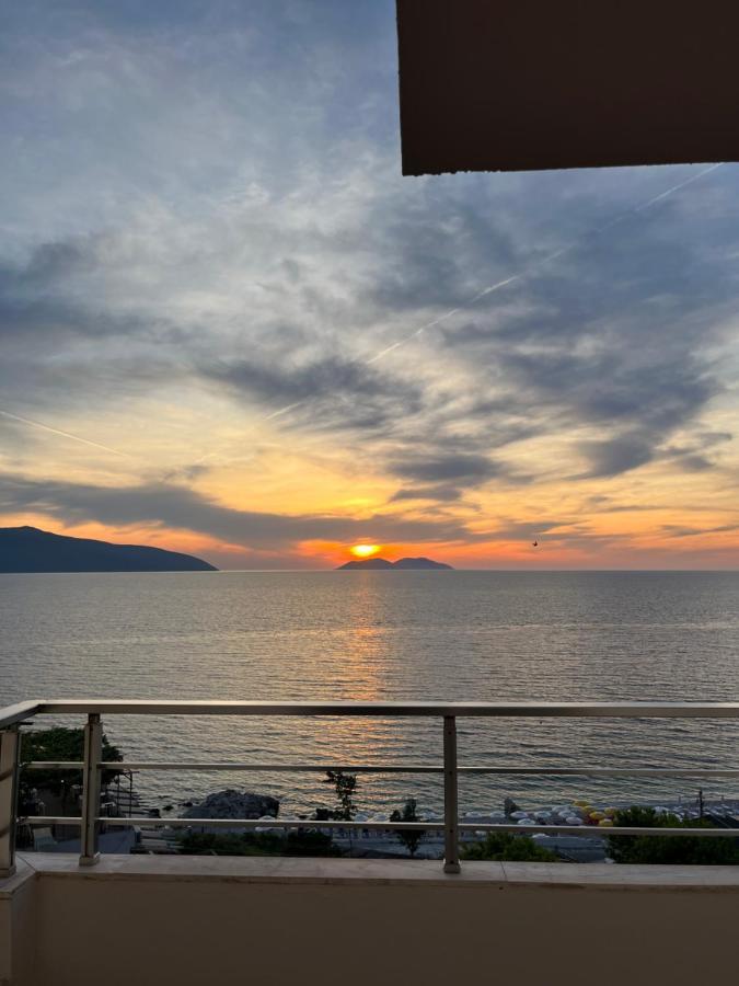 Lotus Apartments Vlore Ngoại thất bức ảnh