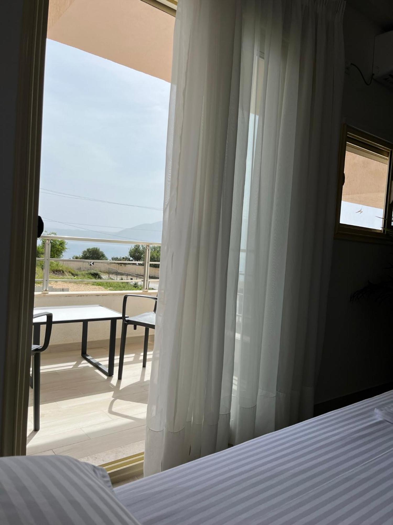 Lotus Apartments Vlore Ngoại thất bức ảnh